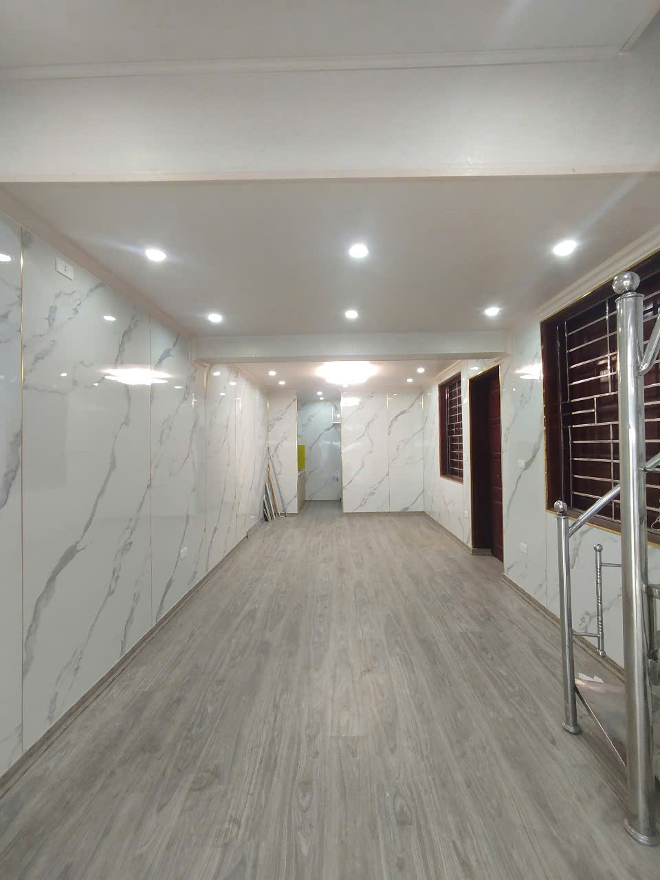Cho thuê căn hộ Tập thể tầng 1 Thái Thịnh KD Spa, nail, ở hộ gia đình, 9 Triệu - Ảnh chính